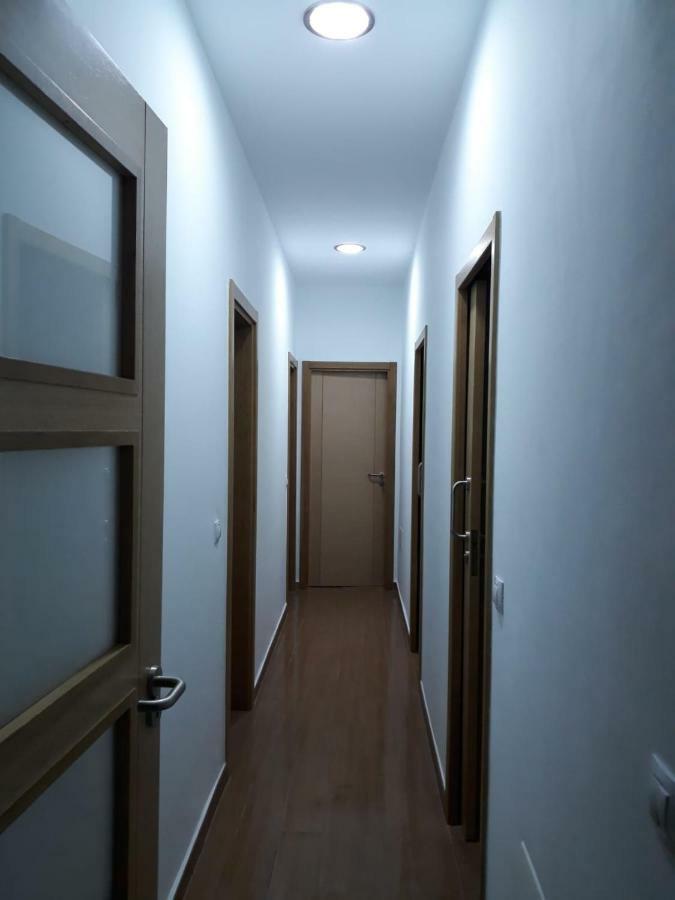 Vivienda Casa Mary Villa บาเญ กรันเรย์ ภายนอก รูปภาพ