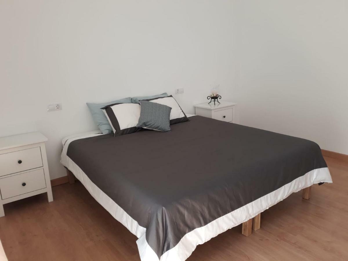Vivienda Casa Mary Villa บาเญ กรันเรย์ ภายนอก รูปภาพ